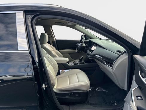 Used 2020 Cadillac XT4 Premium Luxury image 15