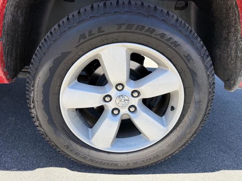 Used 2023 RAM 1500 Classic SLT AWD/4WD image 16