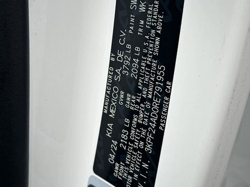 Used 2024 Kia Forte LXS image 34