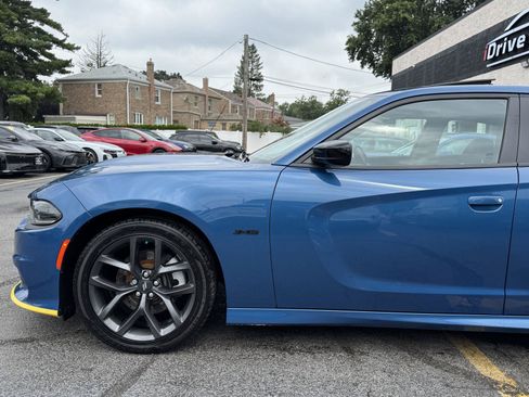 Used 2023 Dodge Charger R/T w/ Harman/Kardon Audio Group RWD image 2