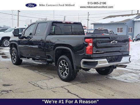 Used 2024 Chevrolet Silverado 2500 LT w/ Safety Package image 3