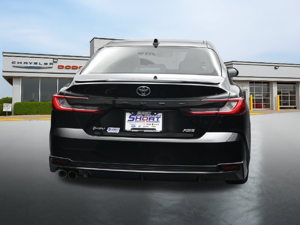Used 2026 Toyota Camry XSE FWD image 4