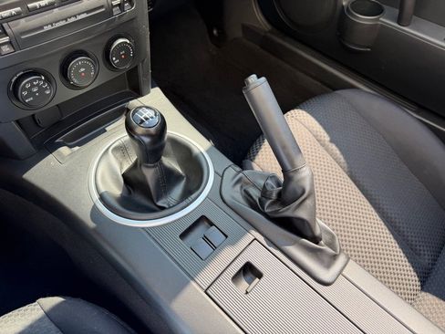 Used 2007 MAZDA MX-5 Miata Sport RWD image 17
