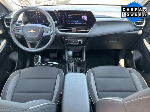 Used 2025 Chevrolet TrailBlazer LT image 17