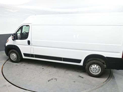 Used 2024 RAM ProMaster 2500 w/ Convenience Group FWD image 25