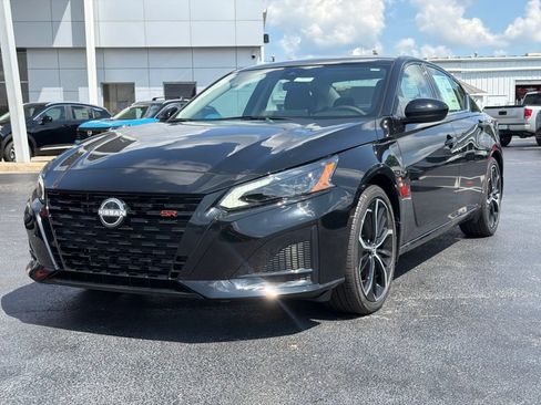 New 2026 Nissan Altima 2.5 SR FWD image 1
