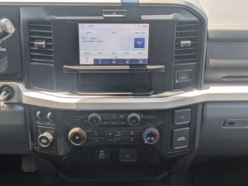 Used 2026 Ford F250 XLT AWD/4WD image 18