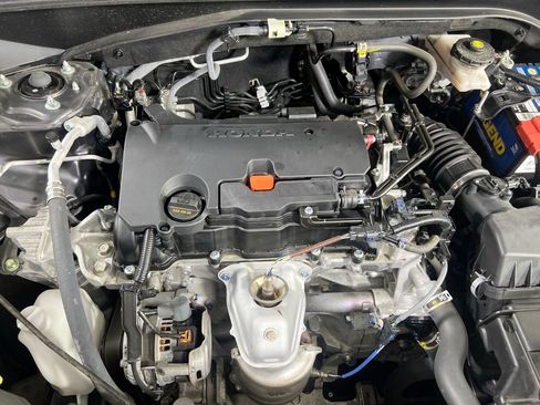 Used 2024 Honda HR-V EX-L image 29