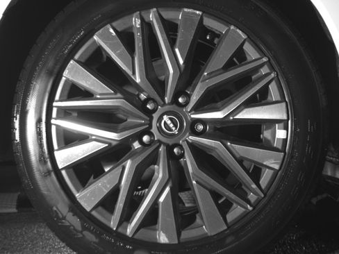 Used 2025 Nissan Altima 2.5 SV image 15