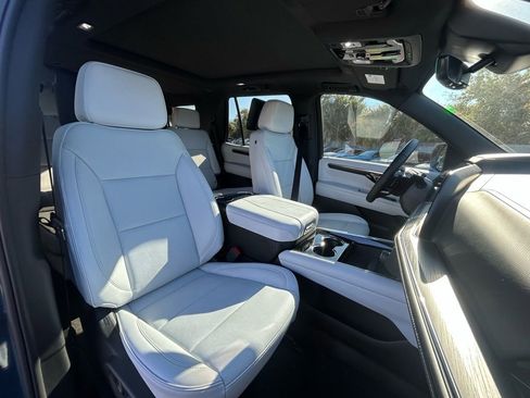 New 2026 Chevrolet Tahoe Premier AWD/4WD image 27