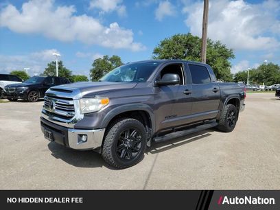 Used 2017 Toyota Tundra SR5 w/ SR5 Upgrade Package
