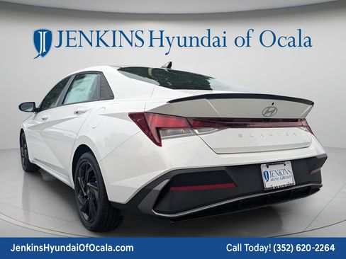 New 2026 Hyundai Elantra SEL Sport FWD image 6
