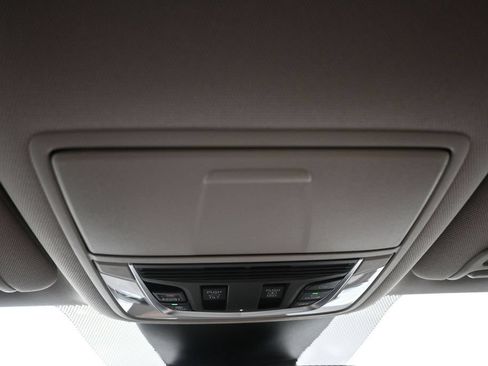 Certified 2023 Acura MDX SH-AWD w/ Technology Package image 17