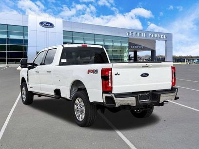 New 2026 Ford F350 Lariat w/ Lariat Ultimate Package