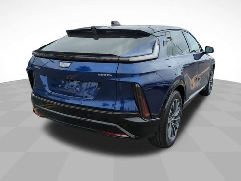New 2025 Cadillac Lyriq Sport image 5