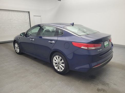 Used 2017 Kia Optima EX image 3