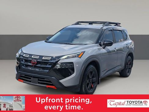 Used 2025 Nissan Rogue SV w/ Rock Creek Premium Package AWD/4WD image 4