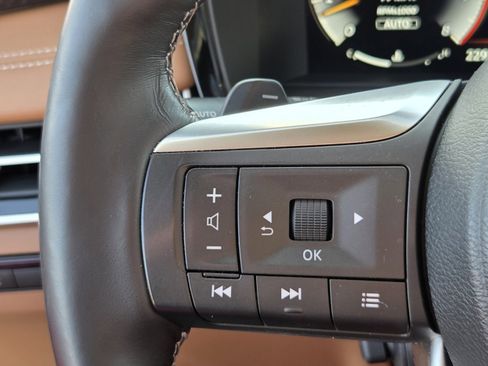 Used 2023 INFINITI QX60 Sensory w/ Vision Package image 24