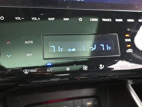 Used 2024 Hyundai Tucson Limited image 20