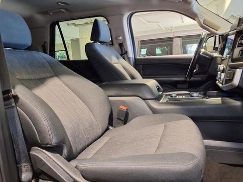 Used 2024 Ford Expedition Max XLT AWD/4WD image 29