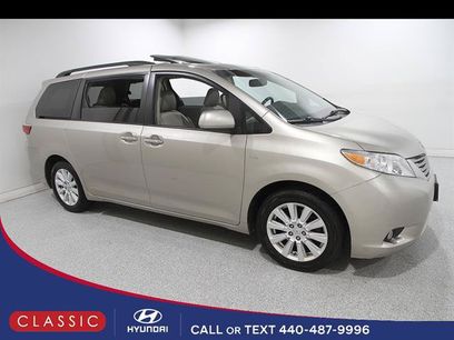 Used 2017 Toyota Sienna XLE Premium