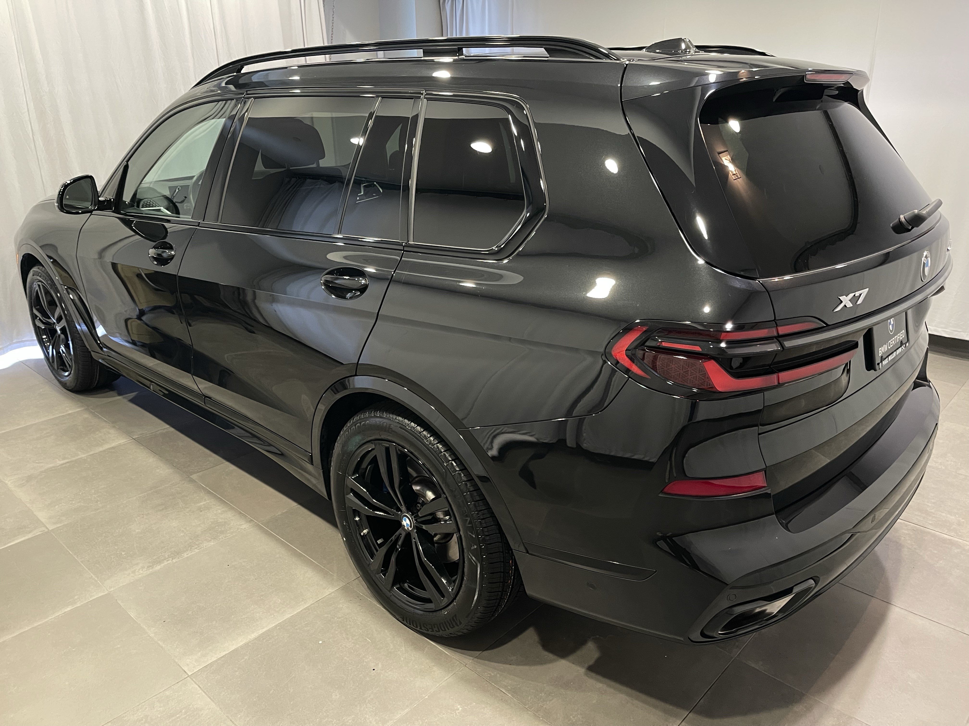 Certified 2025 BMW X7 xDrive40i w/ M Sport Package AWD/4WD image 4