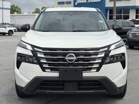 Used 2024 Nissan Rogue S AWD/4WD image 26