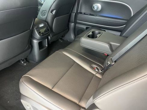 New 2026 Hyundai Ioniq 9 SEL image 25