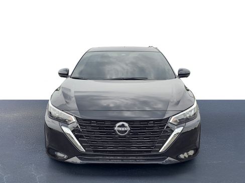 Used 2024 Nissan Sentra SV w/ SV Premium Package FWD image 2