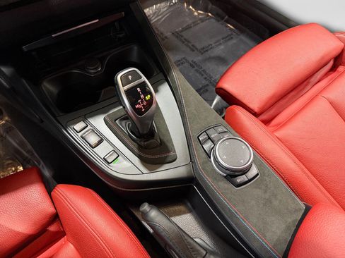 Used 2015 BMW M235i xDrive Coupe image 27