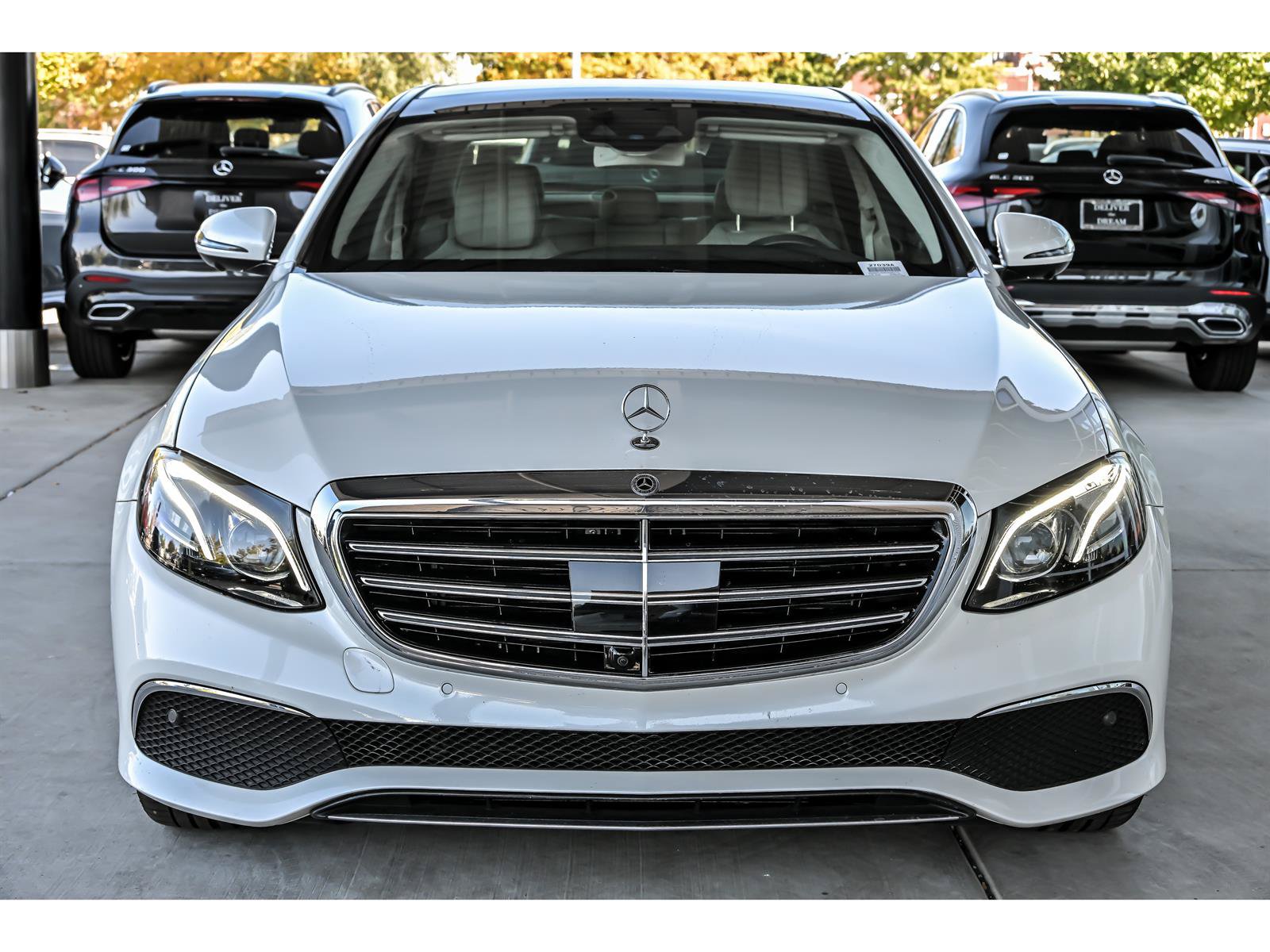 Used 2019 Mercedes-Benz E 450 4MATIC Sedan image 4
