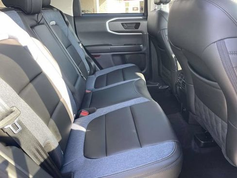 Used 2025 Ford Bronco Sport Outer Banks AWD/4WD image 14
