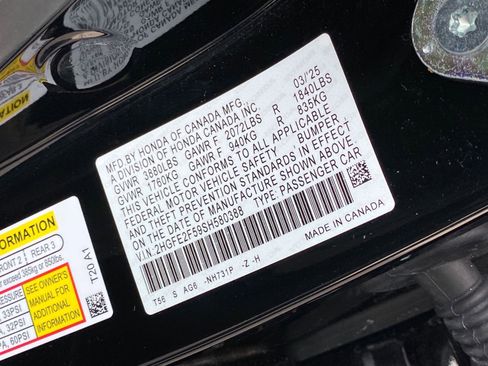 Used 2025 Honda Civic Sport image 29