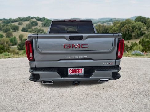 Used 2024 GMC Sierra 1500 AT4 w/ Technology Package AWD/4WD image 9