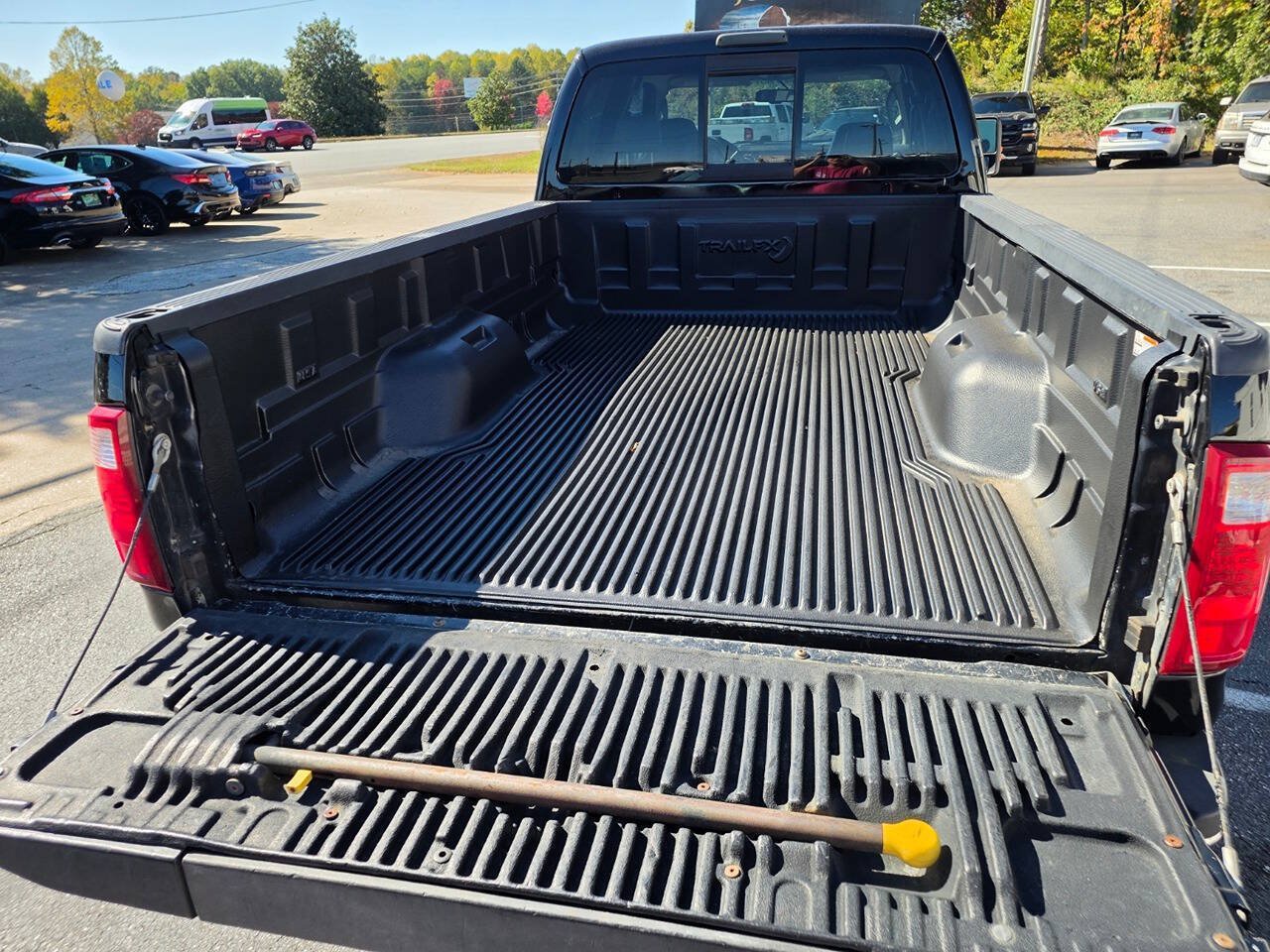 Used 2008 Ford F450 Lariat AWD/4WD image 10