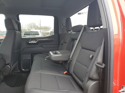 New 2026 GMC Sierra 1500 Elevation AWD/4WD image 9