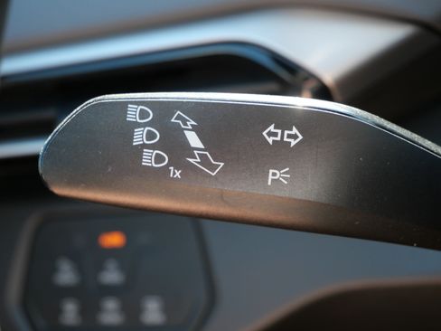 Used 2023 Volkswagen ID.4 Pro S Plus AWD/4WD image 28