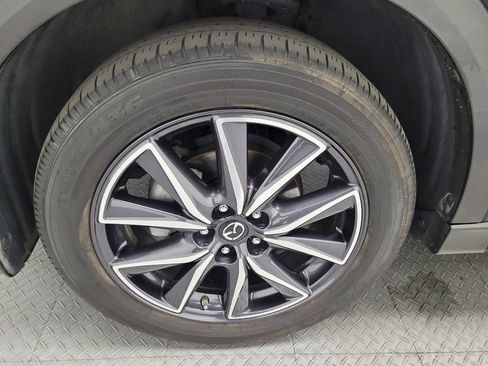 Used 2018 MAZDA CX-5 Touring w/ Preferred Equipment Package image 31