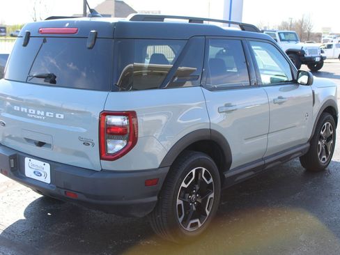 Used 2021 Ford Bronco Sport Outer Banks w/ Outer Banks Package AWD/4WD image 7