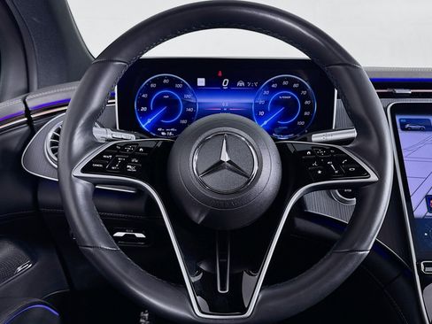 Certified 2023 Mercedes-Benz EQS 450+ SUV image 18