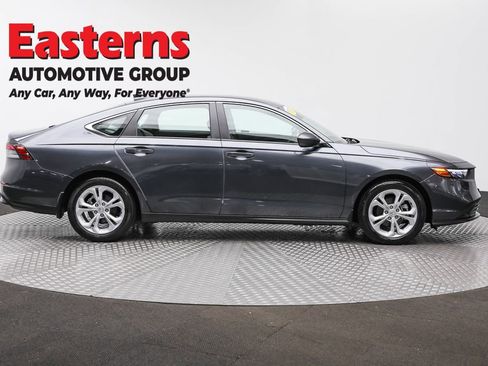 Used 2025 Honda Accord LX image 4