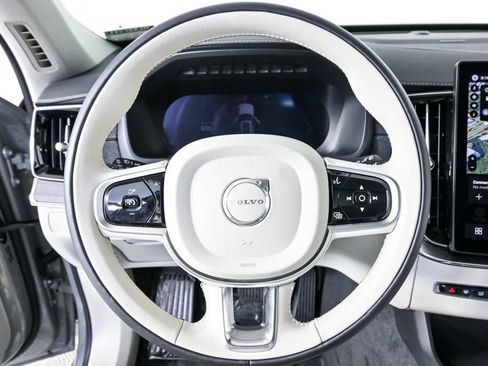 Used 2026 Volvo XC90 B6 Ultra w/ Protection Package AWD/4WD image 11
