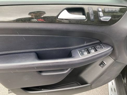 Used 2018 Mercedes-Benz GLE 350 4MATIC image 11