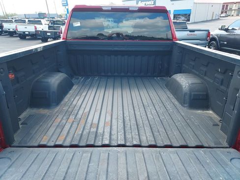 Used 2021 Chevrolet Silverado 1500 Custom Trail Boss w/ LPO, Dark Essentials Package AWD/4WD image 9