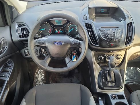 Used 2013 Ford Escape S image 9