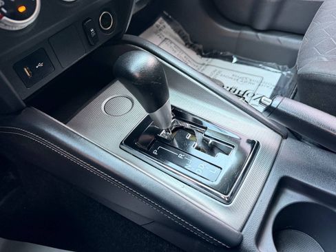 Used 2020 Mitsubishi Outlander Sport ES FWD image 37