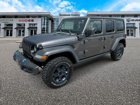 Certified 2023 Jeep Wrangler Unlimited w/ Cold Weather Group AWD/4WD image 5