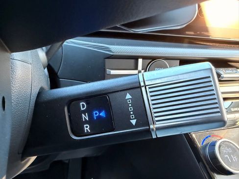 Used 2025 Hyundai Santa Fe SEL image 16