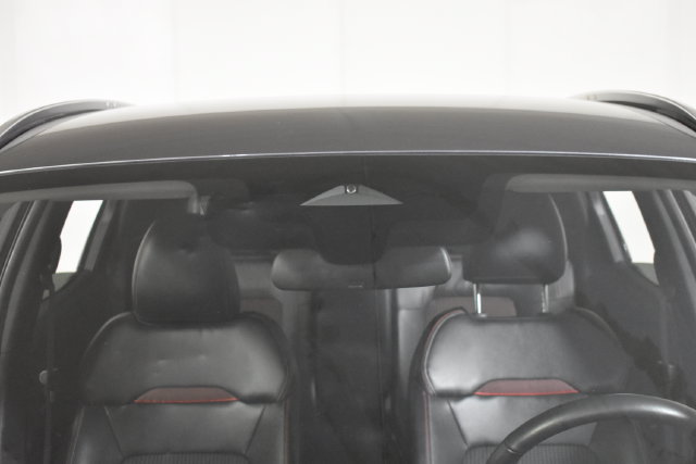 Certified 2025 Nissan Kicks SR AWD/4WD image 33