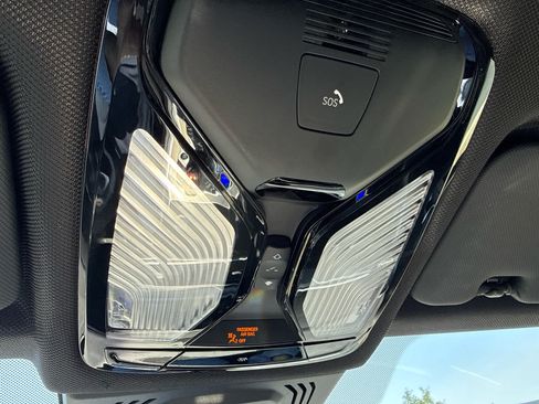Used 2021 BMW X6 xDrive40i w/ Executive Package AWD/4WD image 20